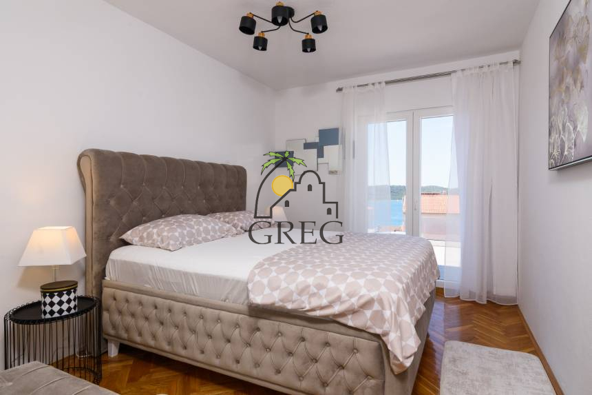 Chorwacja, Wyspa Ciovo,  - Bliźniak, na sprzedaż