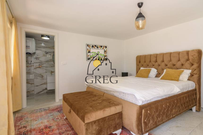 Chorwacja, Wyspa Ciovo,  - Bliźniak, na sprzedaż