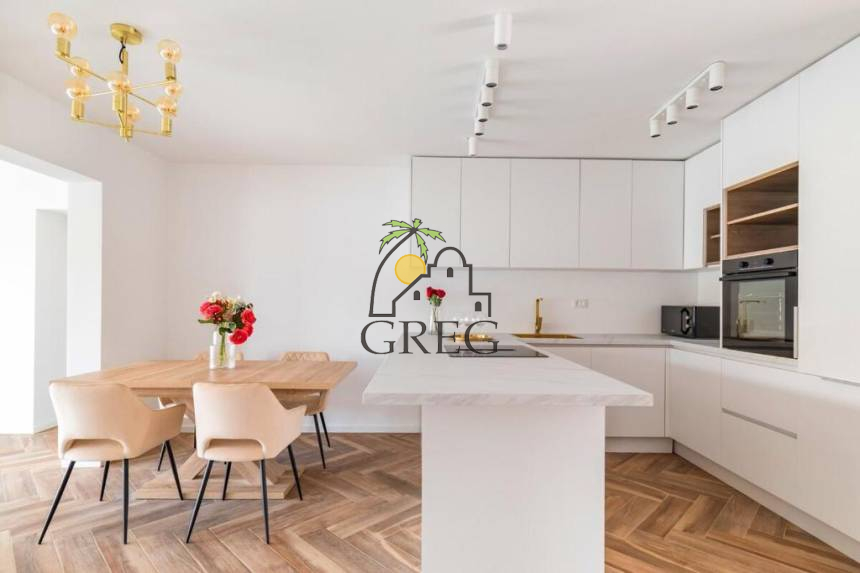 Croatia, Middle Dalmatia,  - House, for sale