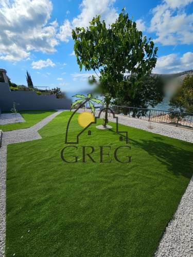 Croatia, Middle Dalmatia,  - House, for sale