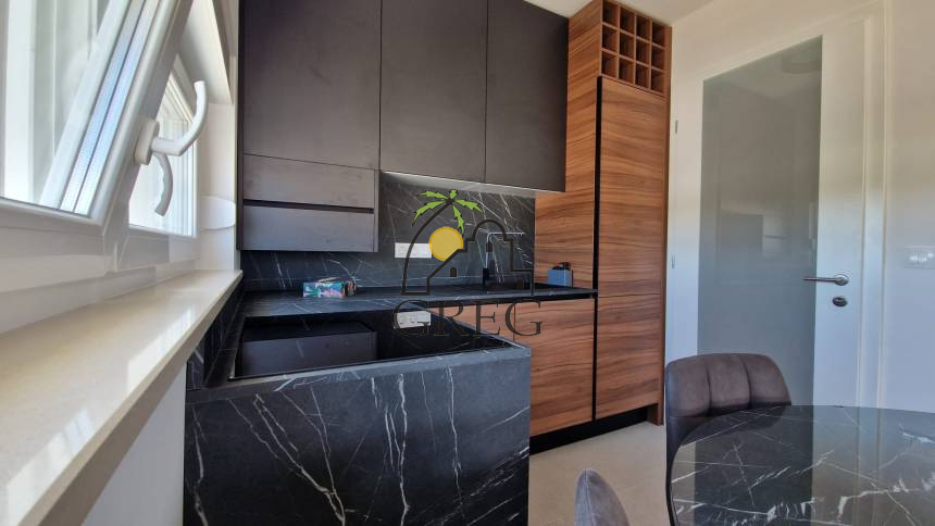 Chorwacja, Wyspa Pag, Novalja - Apartament, na sprzedaż