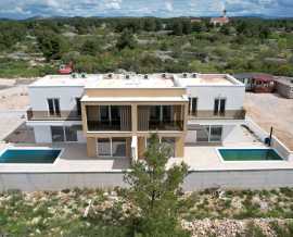 Croatia, North Dalmatia, Srima - Semi-detached house, for sale