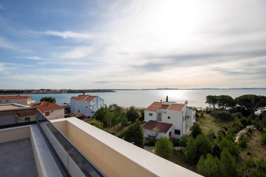 Croatia, North Dalmatia, Privlaka - Apartment, for sale