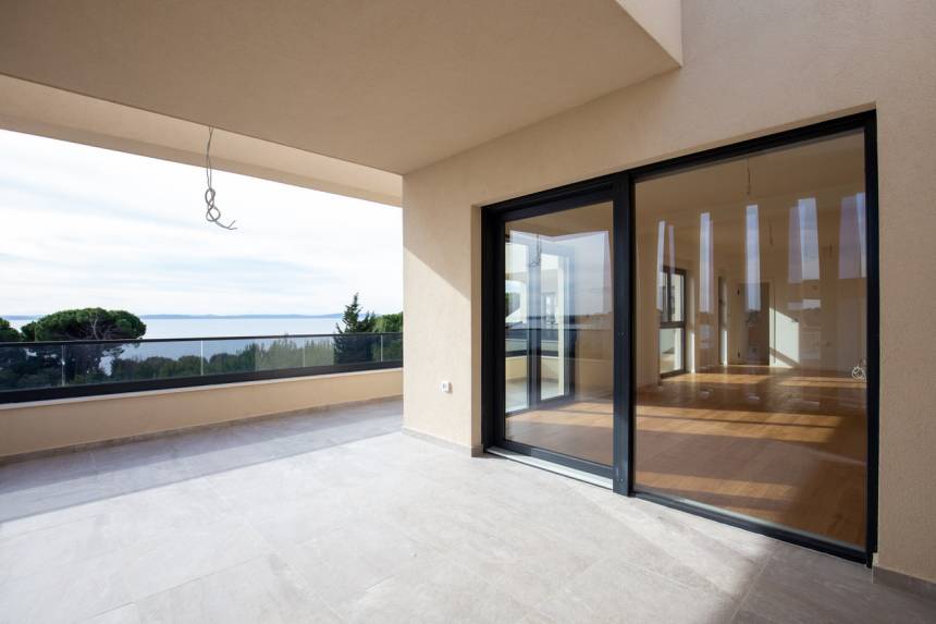 Croatia, North Dalmatia, Privlaka - Apartment, for sale