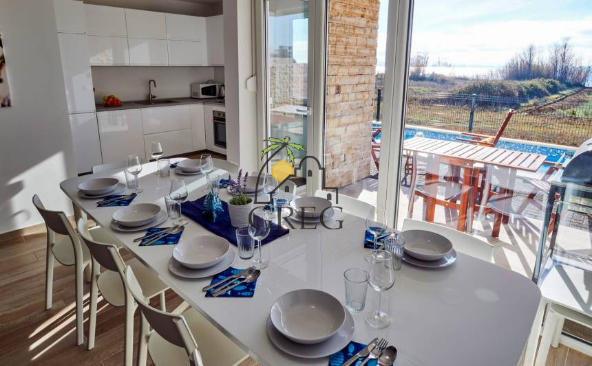 Croatia, North Dalmatia, Privlaka - Townhouse, for sale