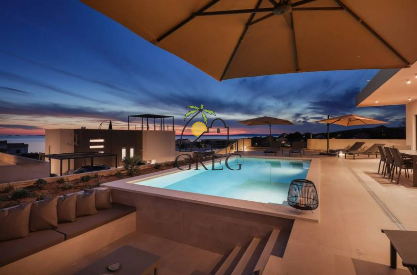 Croatia, Island of Pag,  - House, for sale