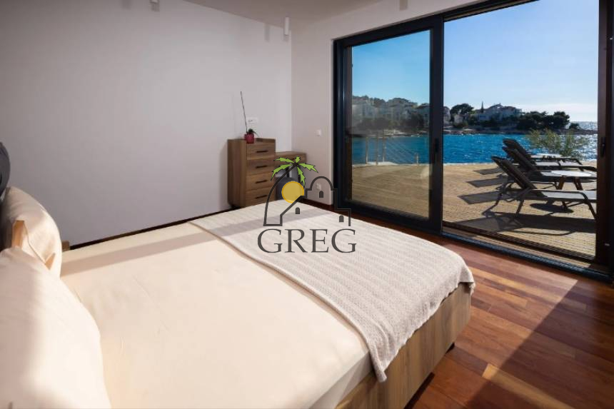 Croatia, North Dalmatia,  - House, for sale