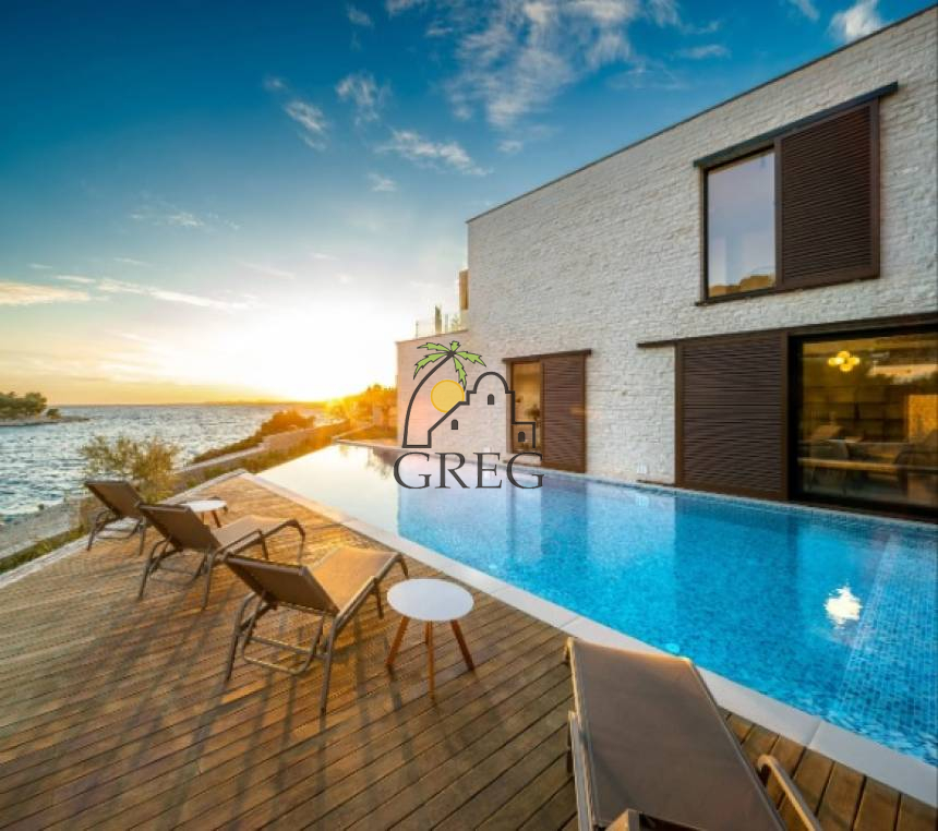 Croatia, North Dalmatia,  - House, for sale