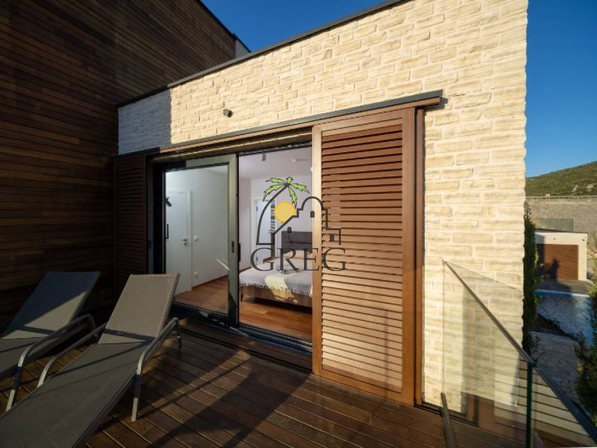 Croatia, North Dalmatia,  - House, for sale