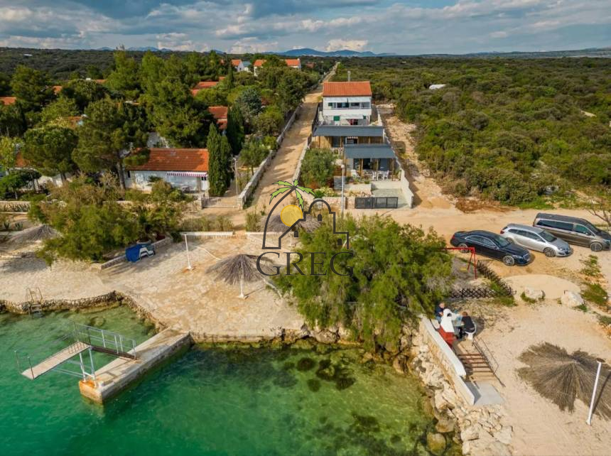 Chorwacja, Wyspa Pag,  - Apartamentowiec, na sprzedaż