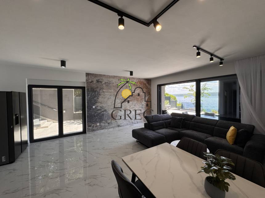 Croatia, North Dalmatia,  - House, for sale