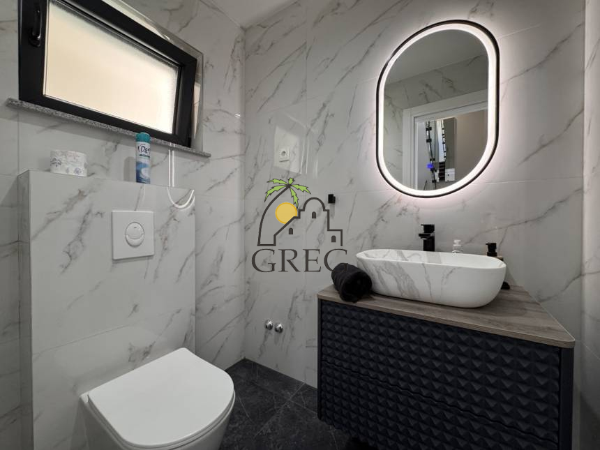 Croatia, North Dalmatia,  - House, for sale