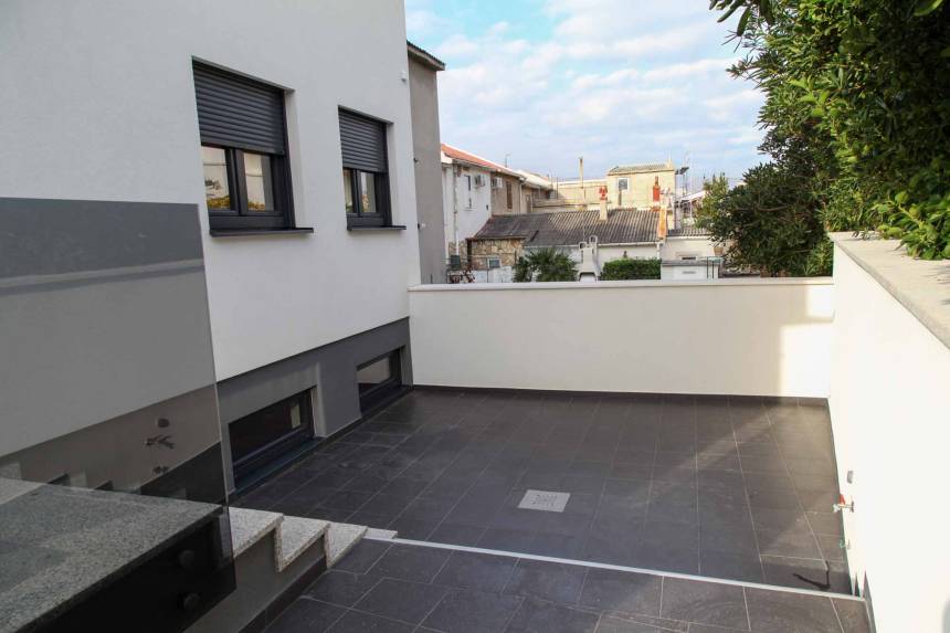 Chorwacja, Wyspa Pag,  - Apartamentowiec, na sprzedaż