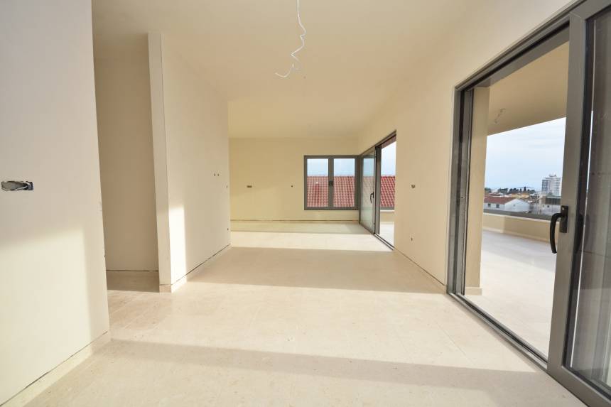 Croatia, North Dalmatia, Vodice - Apartment, for sale