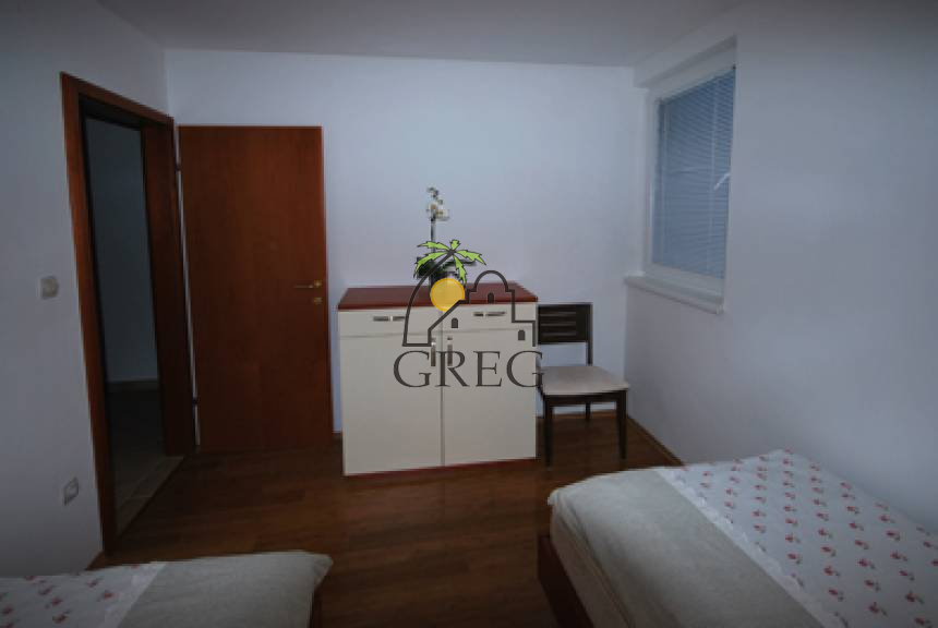 Croatia, North Dalmatia, Vodice - Apartment, for sale