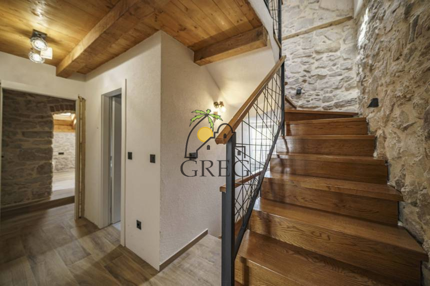 Chorwacja, Dalmacja Północna,  - Dom kamienny, na sprzedaż