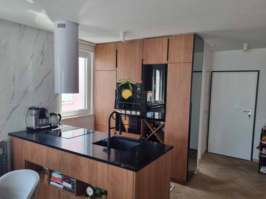 Croatia, Island of Ciovo,  - Apartment, for sale