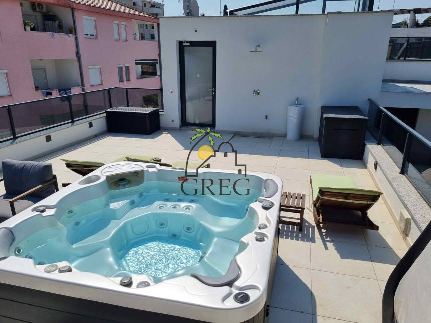 Croatia, Island of Ciovo,  - Apartment, for sale