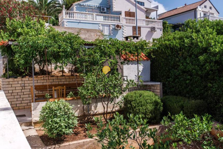 Croatia, Island of Vis,  - House, for sale