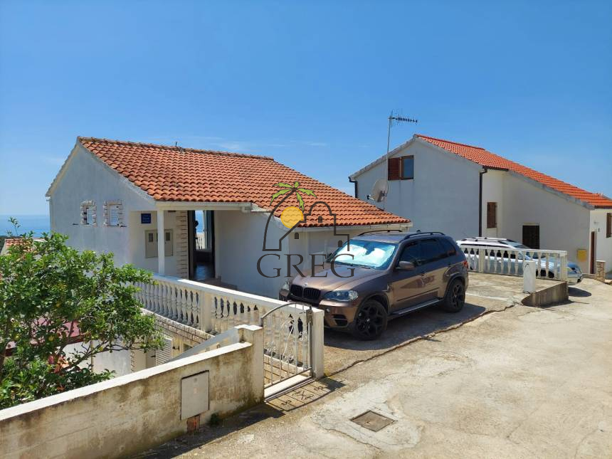 Croatia, Island of Vis,  - House, for sale