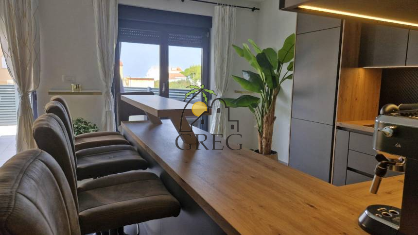 Chorwacja, Wyspa Pag, Novalja - Apartament, na sprzedaż