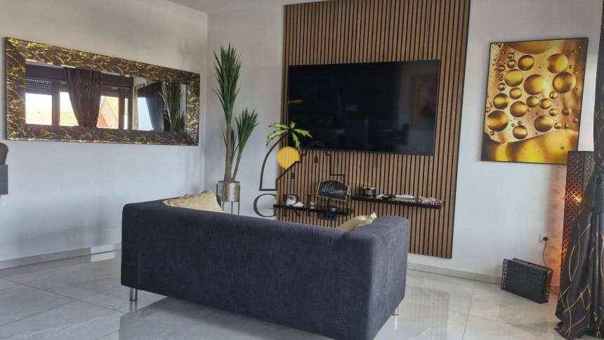 Chorwacja, Wyspa Pag, Novalja - Apartament, na sprzedaż