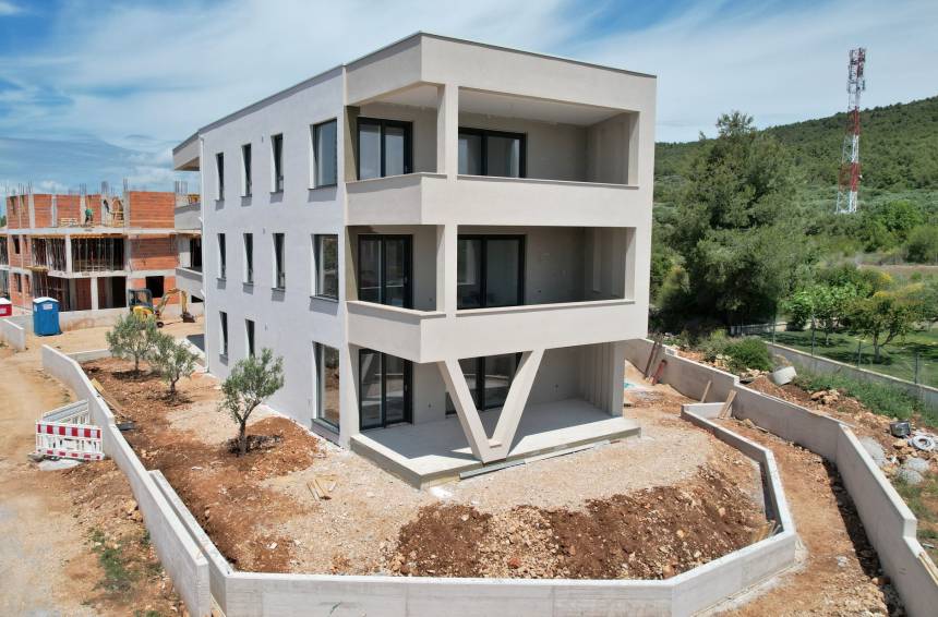 Croatia, North Dalmatia, Tribunj - Apartment, for sale