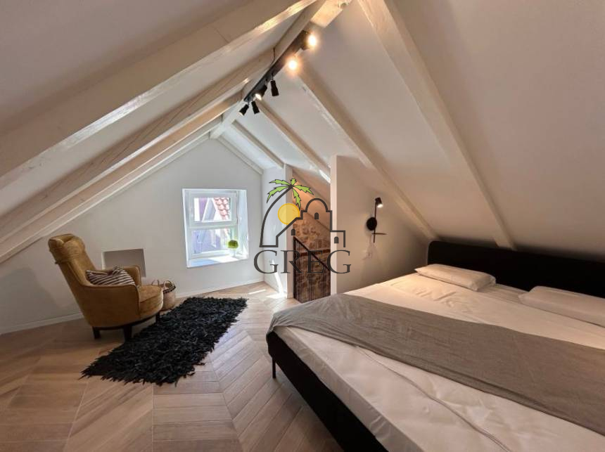 Chorwacja, Dalmacja Środkowa, Kaštel - Dom kamienny, na sprzedaż