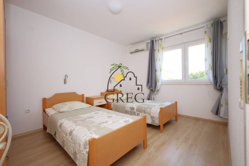 Croatia, North Dalmatia, Vodice - Apartment, for sale