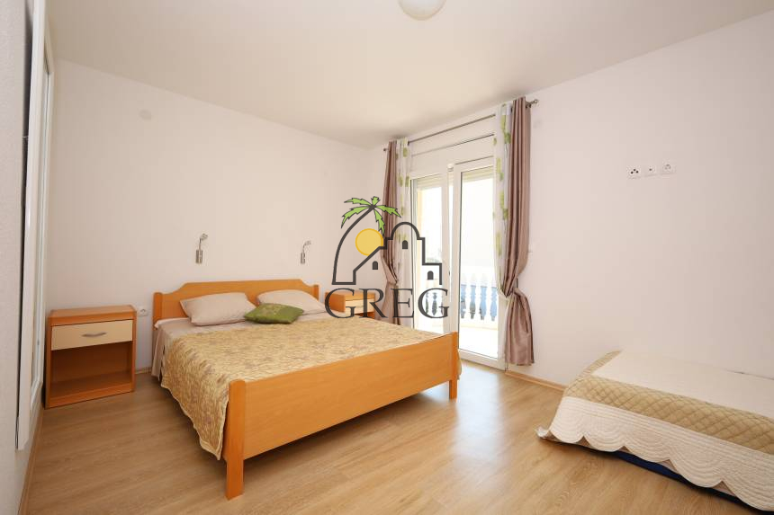 Croatia, North Dalmatia, Vodice - Apartment, for sale