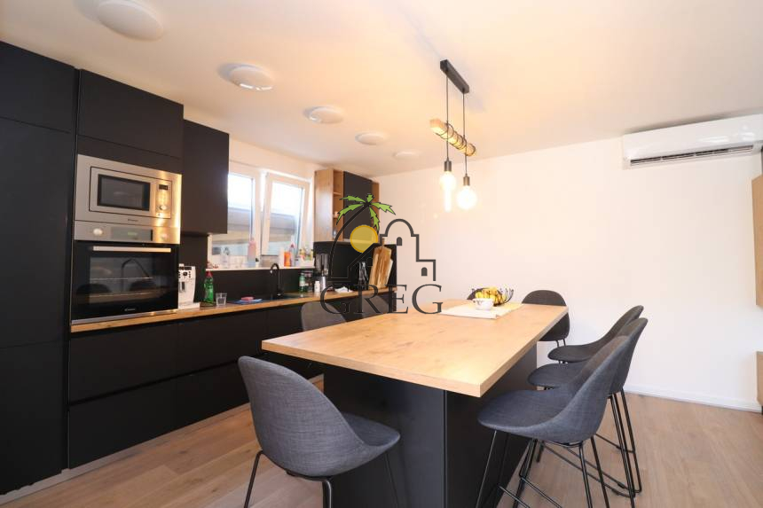 Chorwacja, Dalmacja Północna, Vodice - Apartament, na sprzedaż