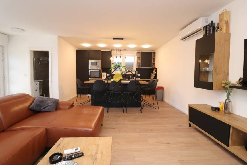 Chorwacja, Dalmacja Północna, Vodice - Apartament, na sprzedaż