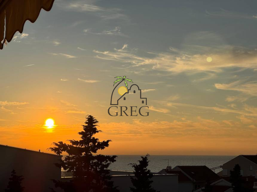 Croatia, Island of Pag, Novalja - Apartment, for sale
