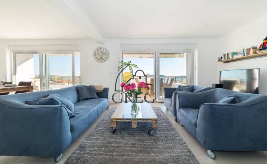 Croatia, North Dalmatia, Vodice - Apartment, for sale