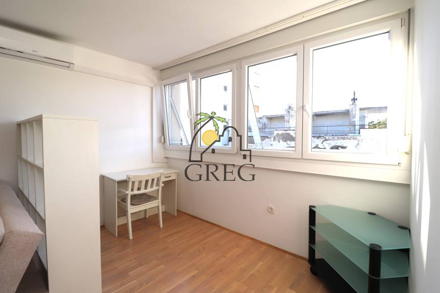 Croatia, North Dalmatia, Šibenik  - Apartment, for sale