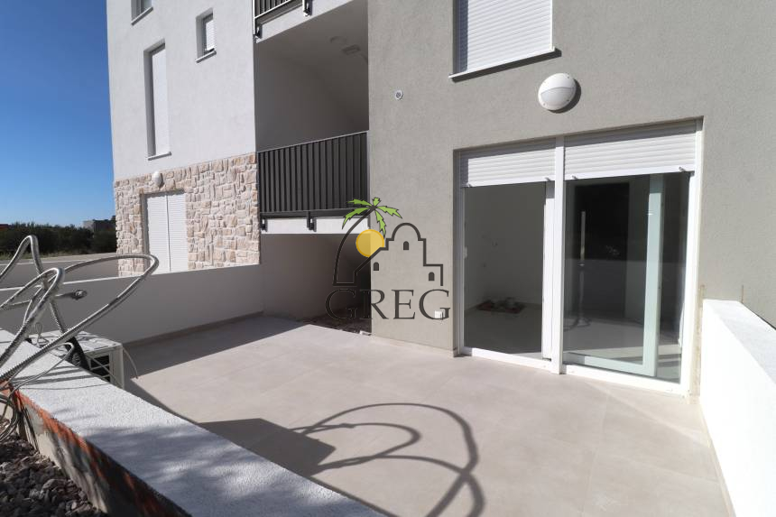 Croatia, North Dalmatia, Žaborić - Apartment, for sale