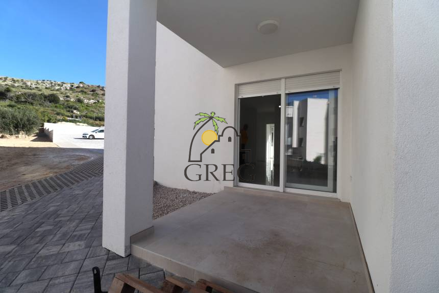 Croatia, North Dalmatia, Žaborić - Apartment, for sale