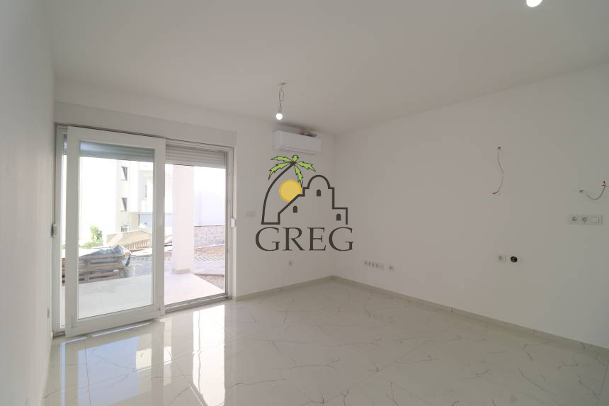 Croatia, North Dalmatia, Žaborić - Apartment, for sale