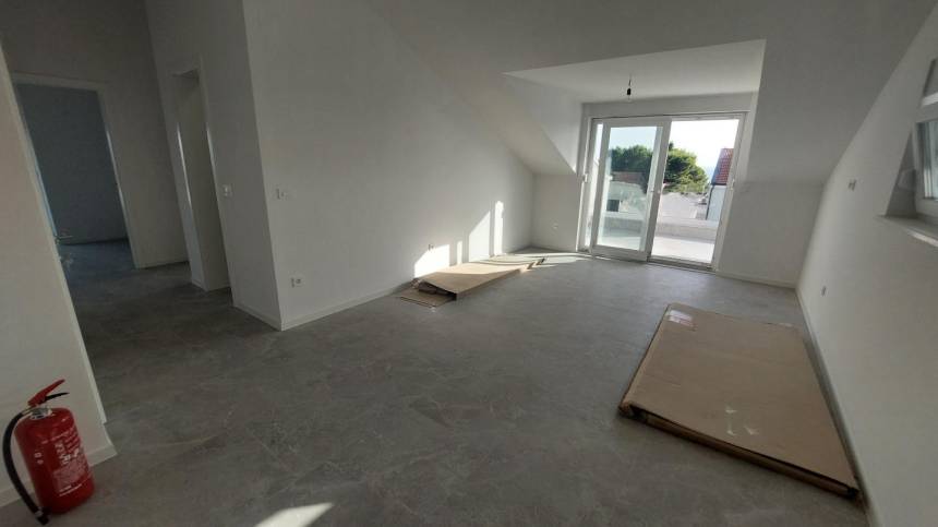 Croatia, Island of Pag, Gajac - Apartment, for sale