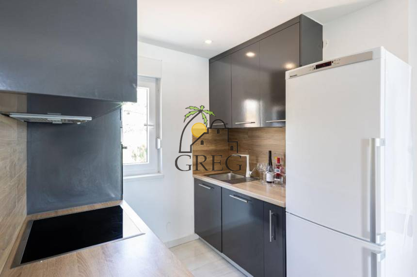 Croatia, Pag Island, Stara Novalija - Apartment, for sale