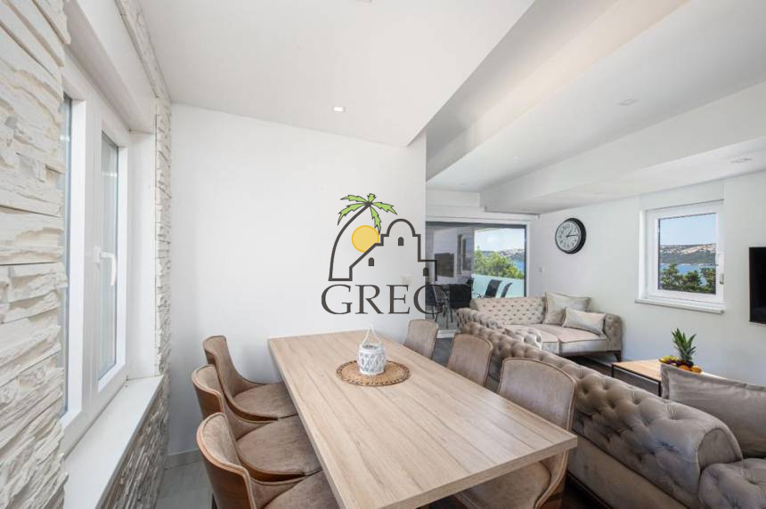 Croatia, Pag Island, Stara Novalija - Apartment, for sale