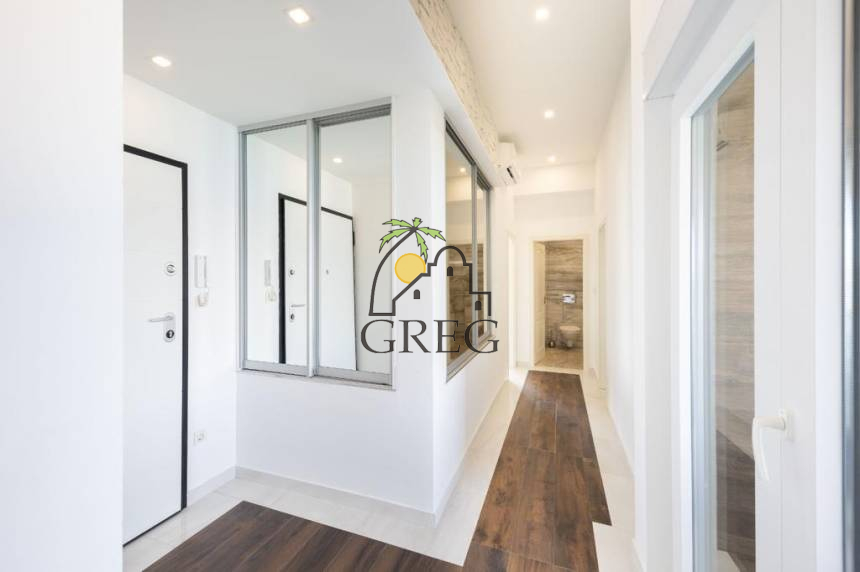 Croatia, Pag Island, Stara Novalija - Apartment, for sale