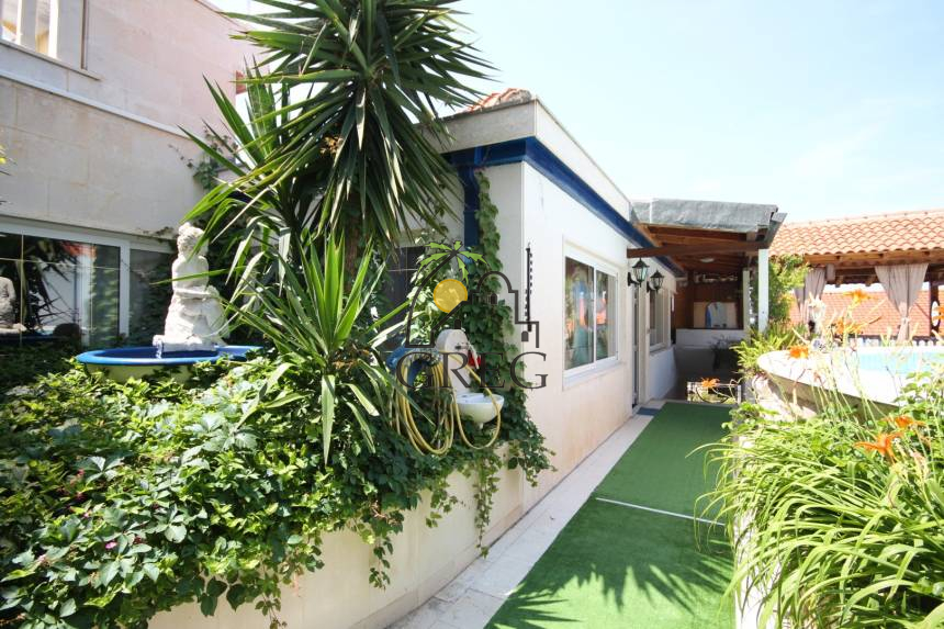 Chorwacja, Dalmacja Środkowa,  - Dom, na sprzedaż