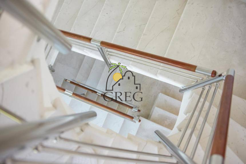 Chorwacja, Dalmacja Środkowa, Makarska - Apartamentowiec, na sprzedaż