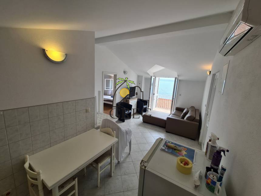 Croatia, Island of Ciovo,  - House, for sale