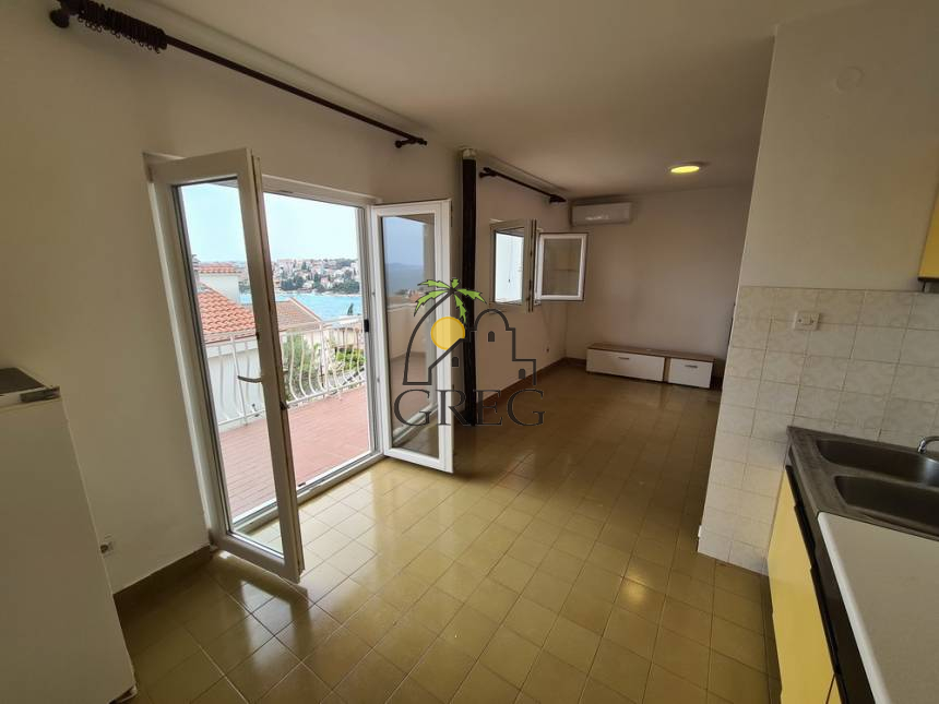 Croatia, Island of Ciovo,  - House, for sale