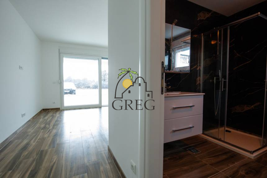 Chorwacja, Wyspa Vir,  - Apartament, na sprzedaż