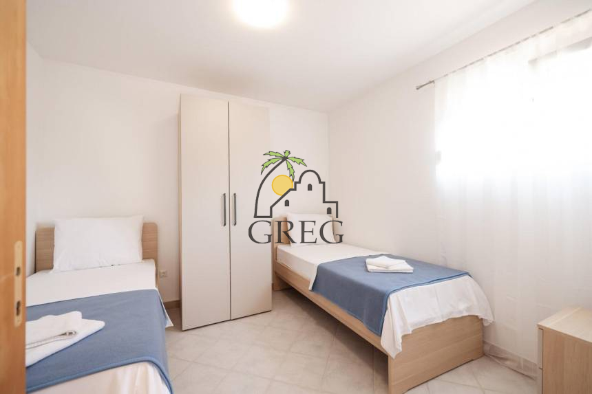 Croatia, North Dalmatia, Petrcane - Apartment, for sale