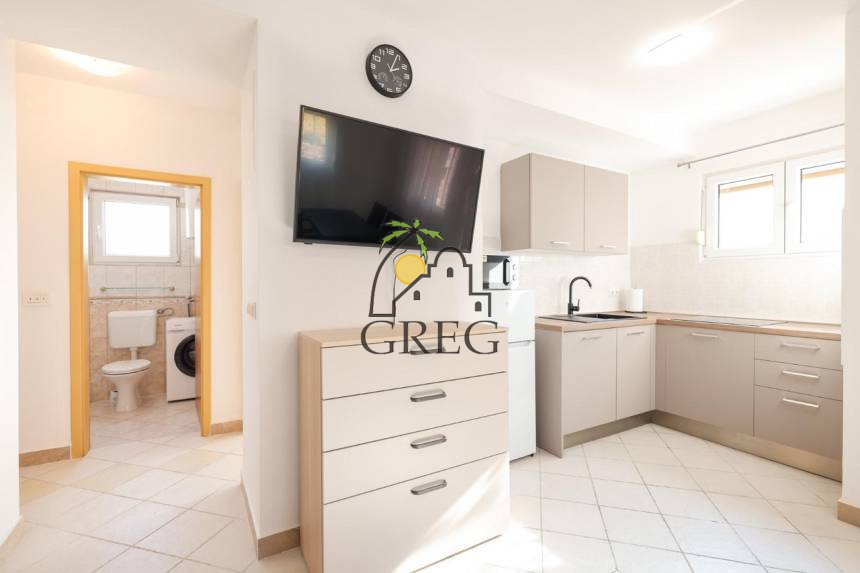 Croatia, North Dalmatia, Petrcane - Apartment, for sale