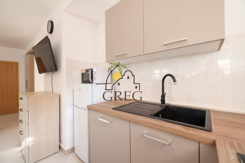 Croatia, North Dalmatia, Petrcane - Apartment, for sale